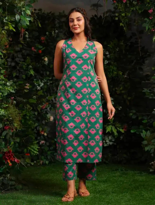 SLEEVLESS Straight Kurti with Ikat Print.